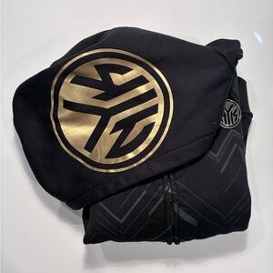 Boys NBA Hoodie -NY Knicks w/ Gold embellishments sz. XL